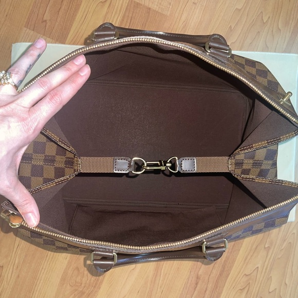 Louis Vuitton Damier Ebene Canvas PM - Picture 8 of 14